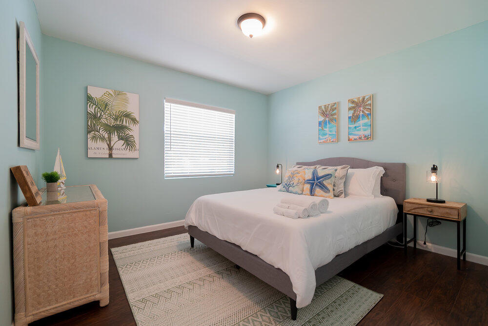 1424 Willow Road