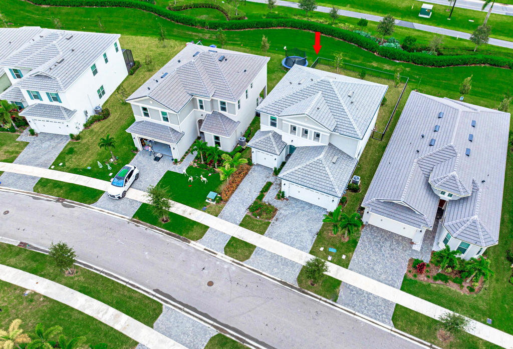5440 Macoon Way