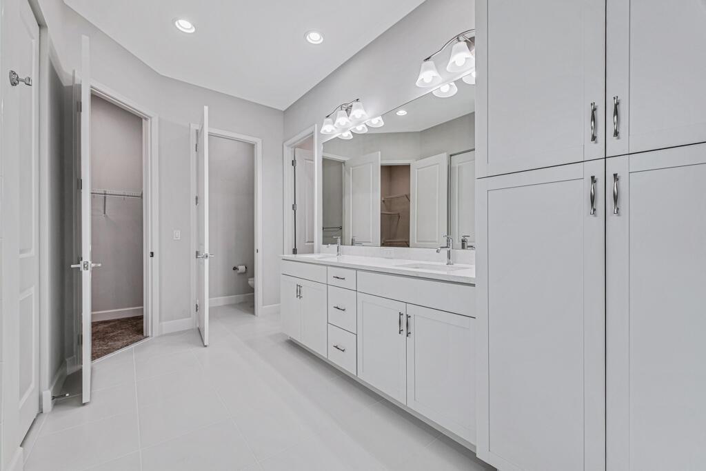 5440 Macoon Way