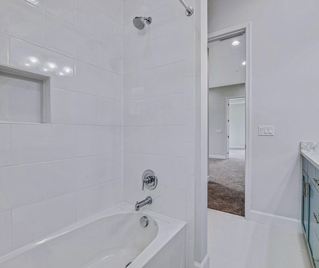 5440 Macoon Way
