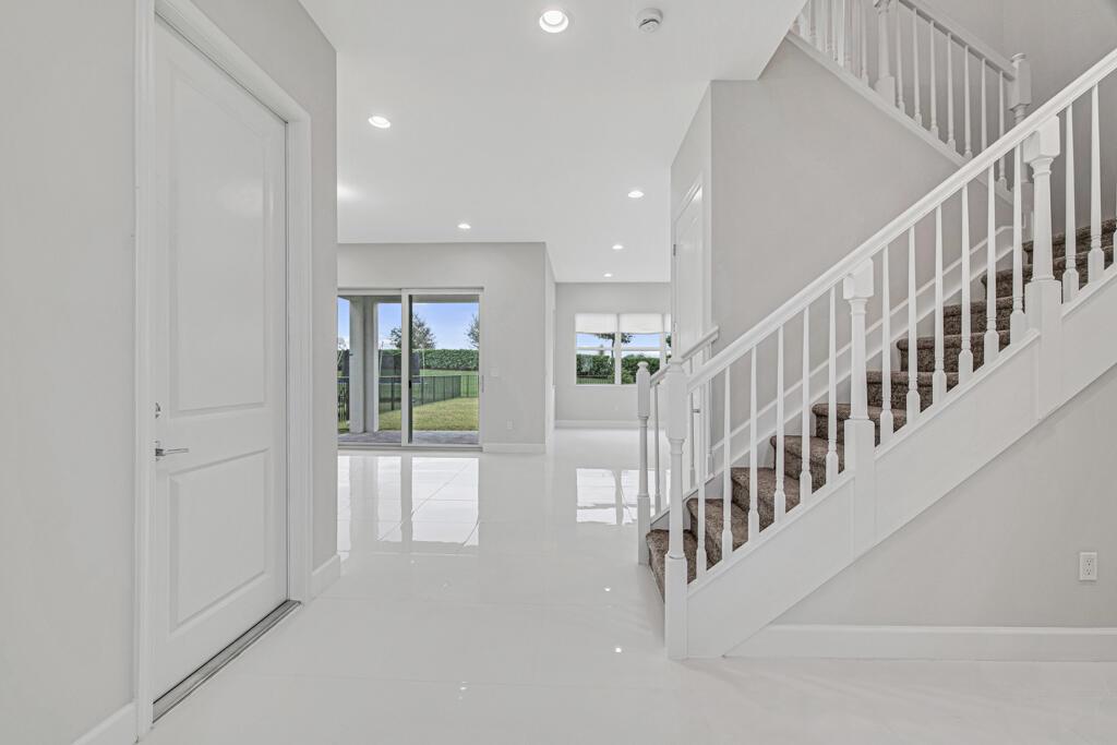 5440 Macoon Way
