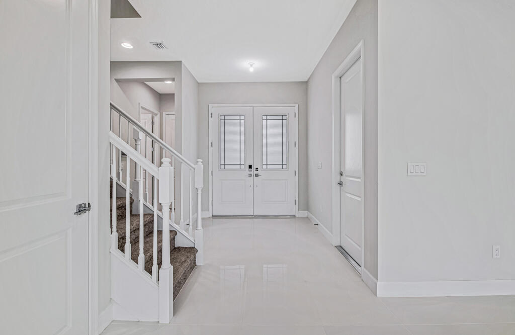 5440 Macoon Way