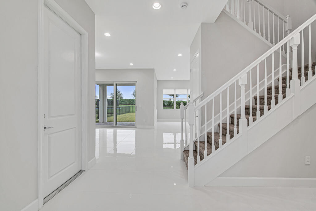 5440 Macoon Way