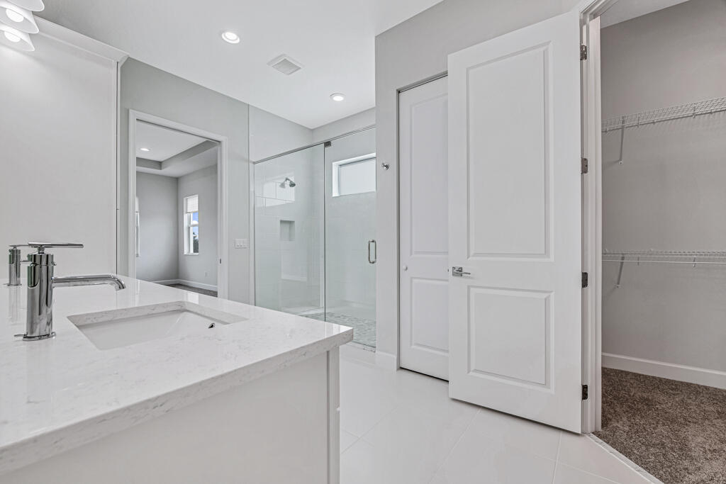5440 Macoon Way