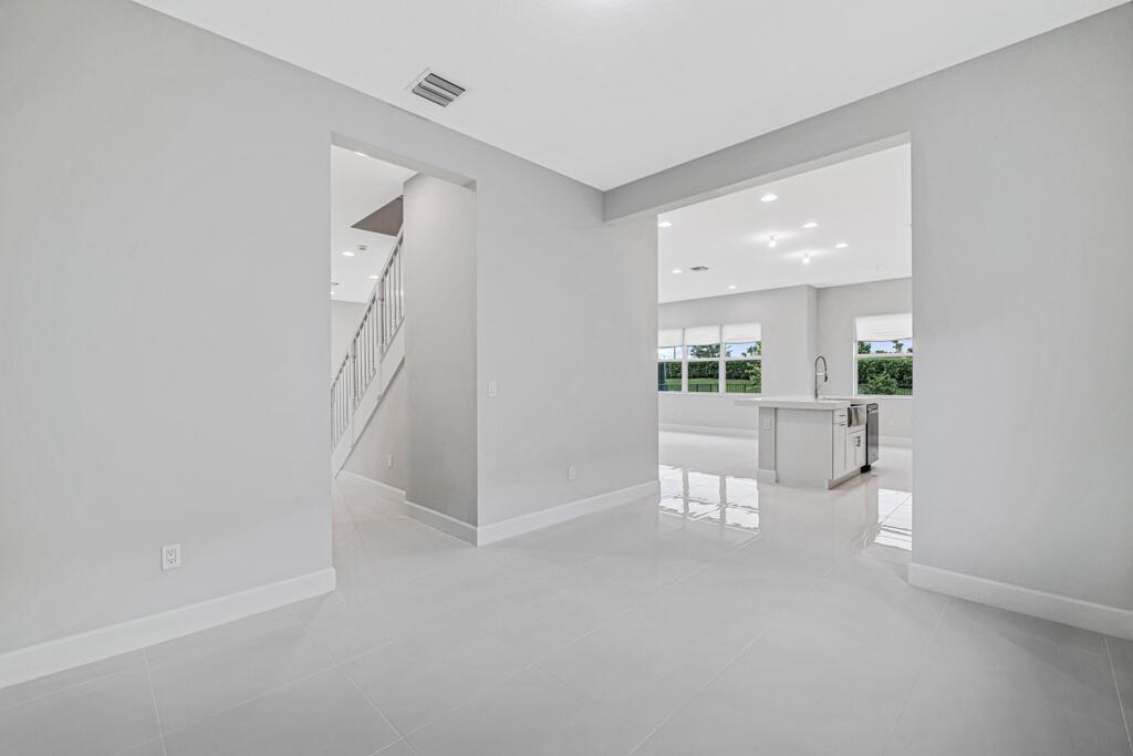 5440 Macoon Way