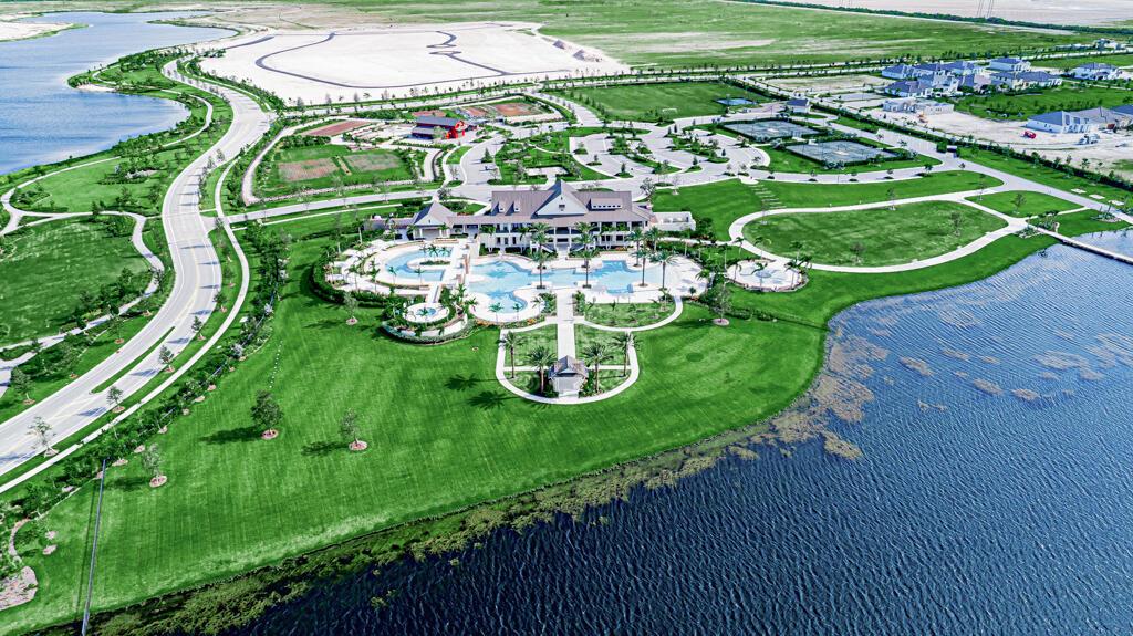 19158 Rolling Acres Road