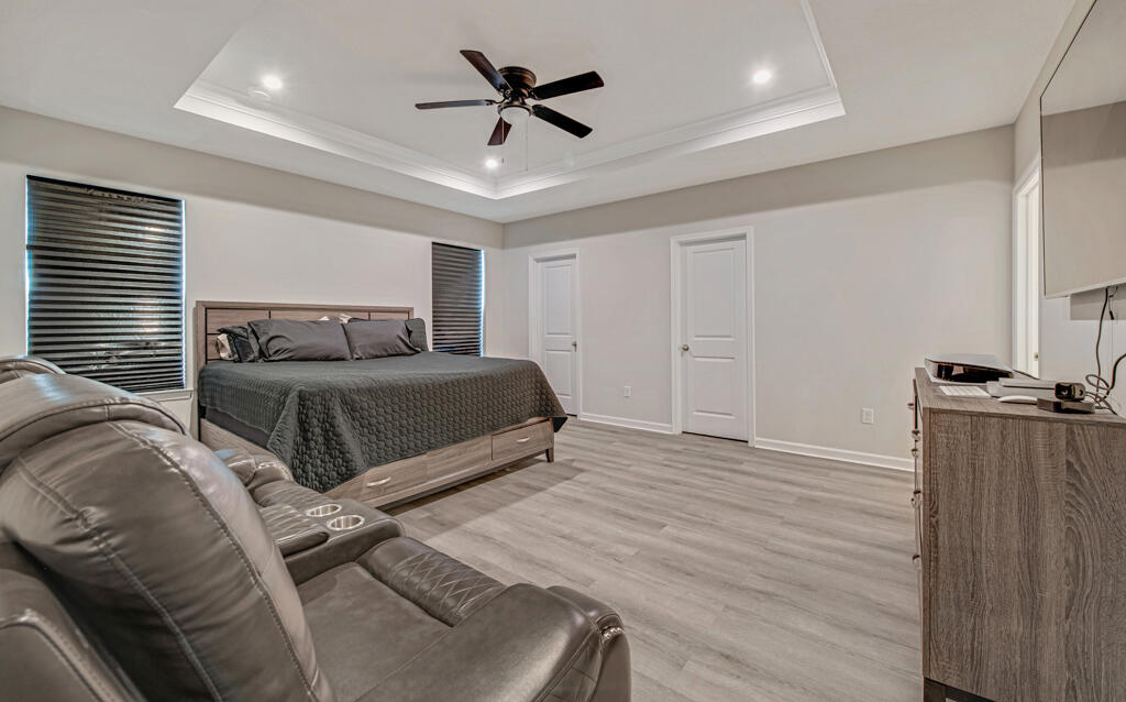 19158 Rolling Acres Road