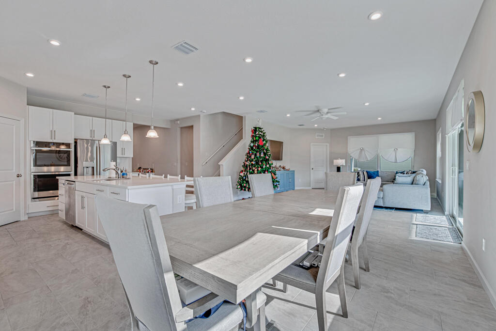 19158 Rolling Acres Road