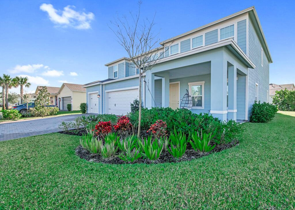 19158 Rolling Acres Road