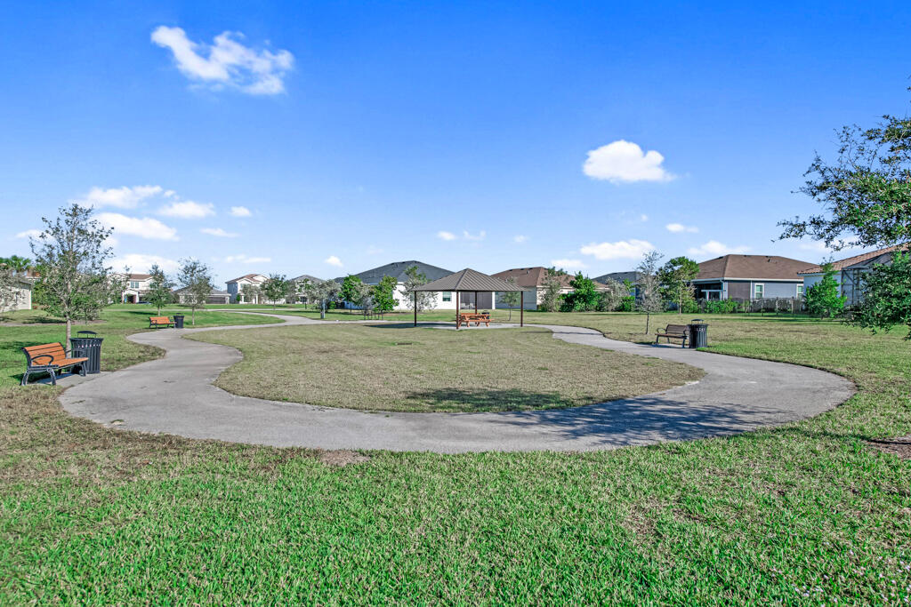 19158 Rolling Acres Road