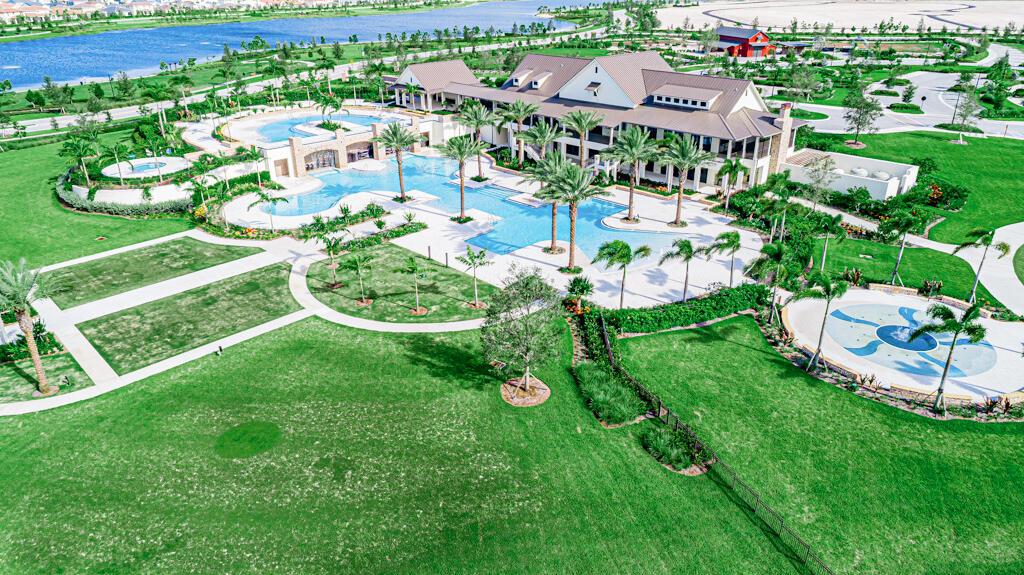 19158 Rolling Acres Road