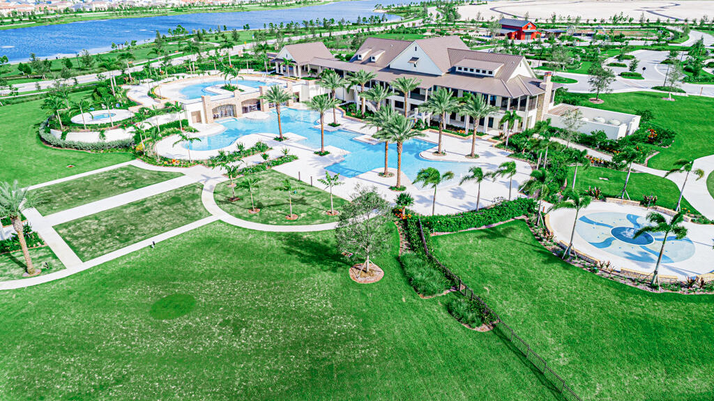 19158 Rolling Acres Road