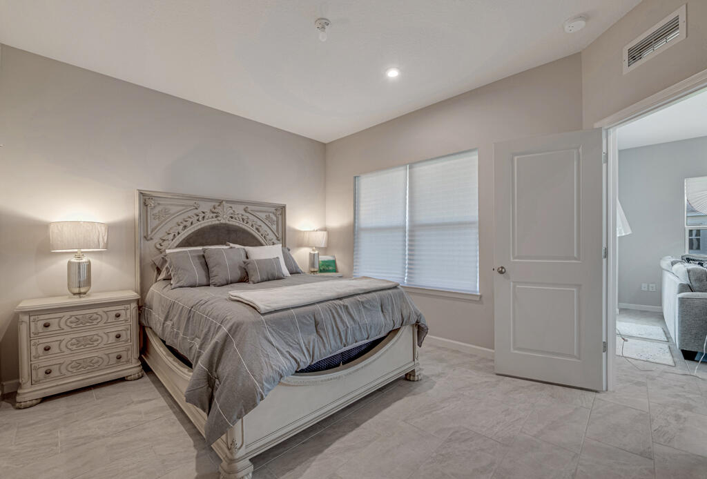 19158 Rolling Acres Road