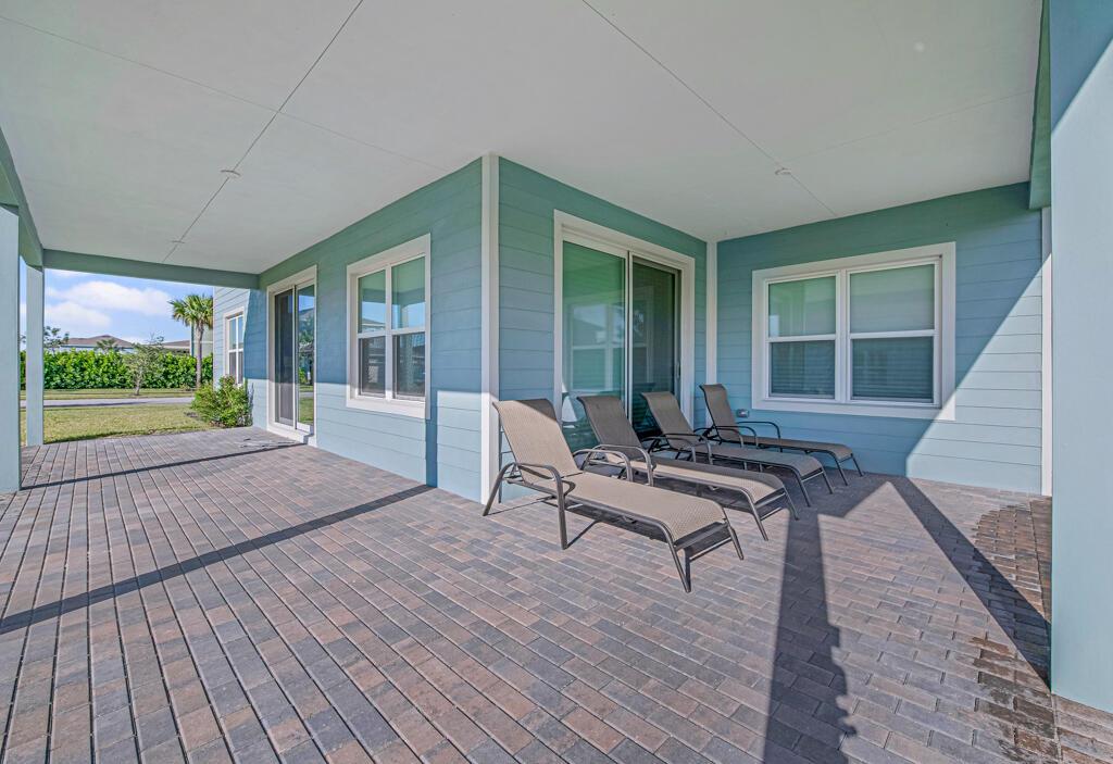 19158 Rolling Acres Road