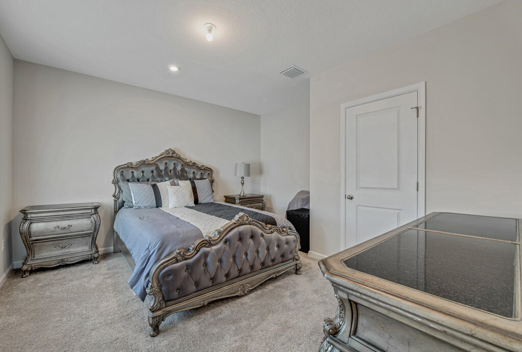 19158 Rolling Acres Road