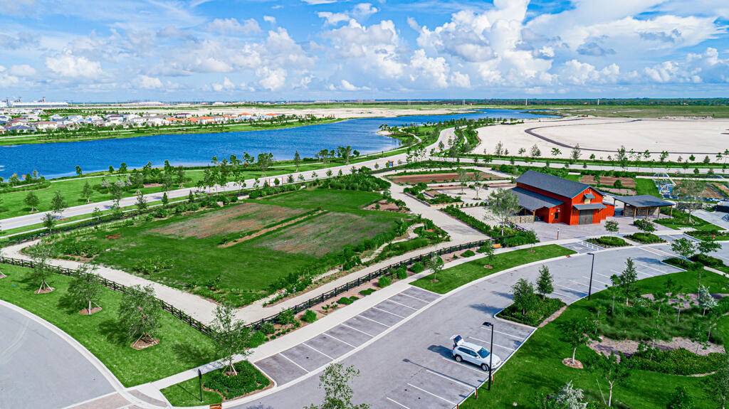 19158 Rolling Acres Road