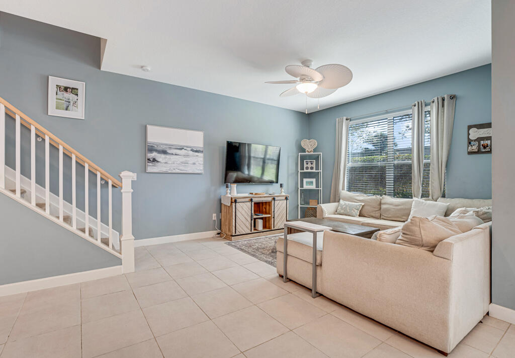 1012 Willow Place