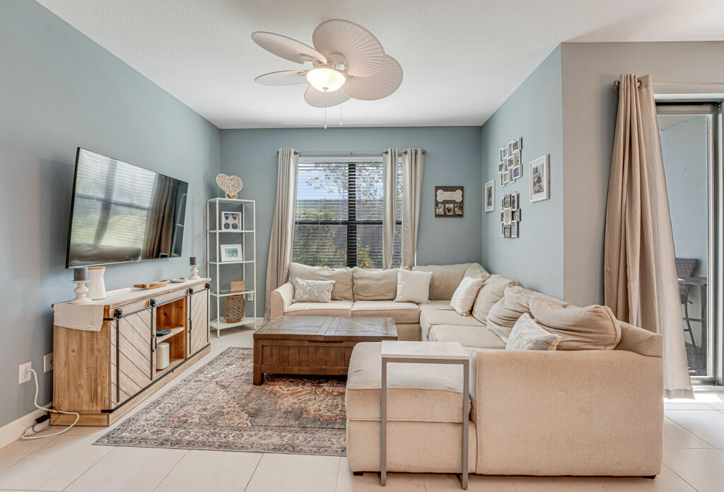 1012 Willow Place