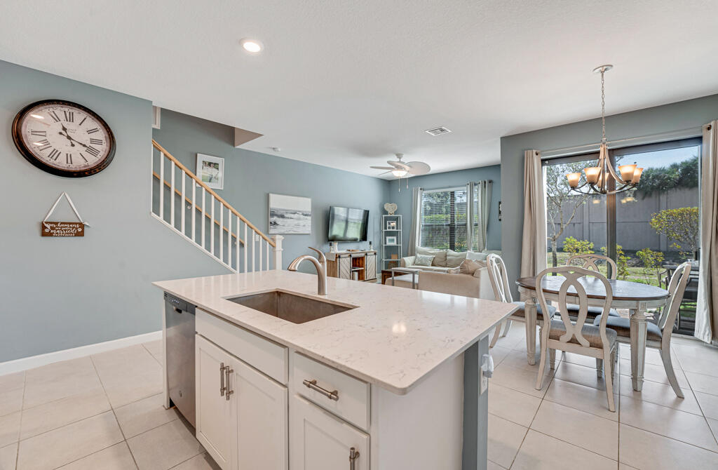 1012 Willow Place