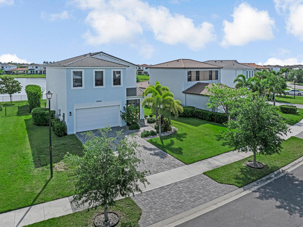 5490 Starfish Road