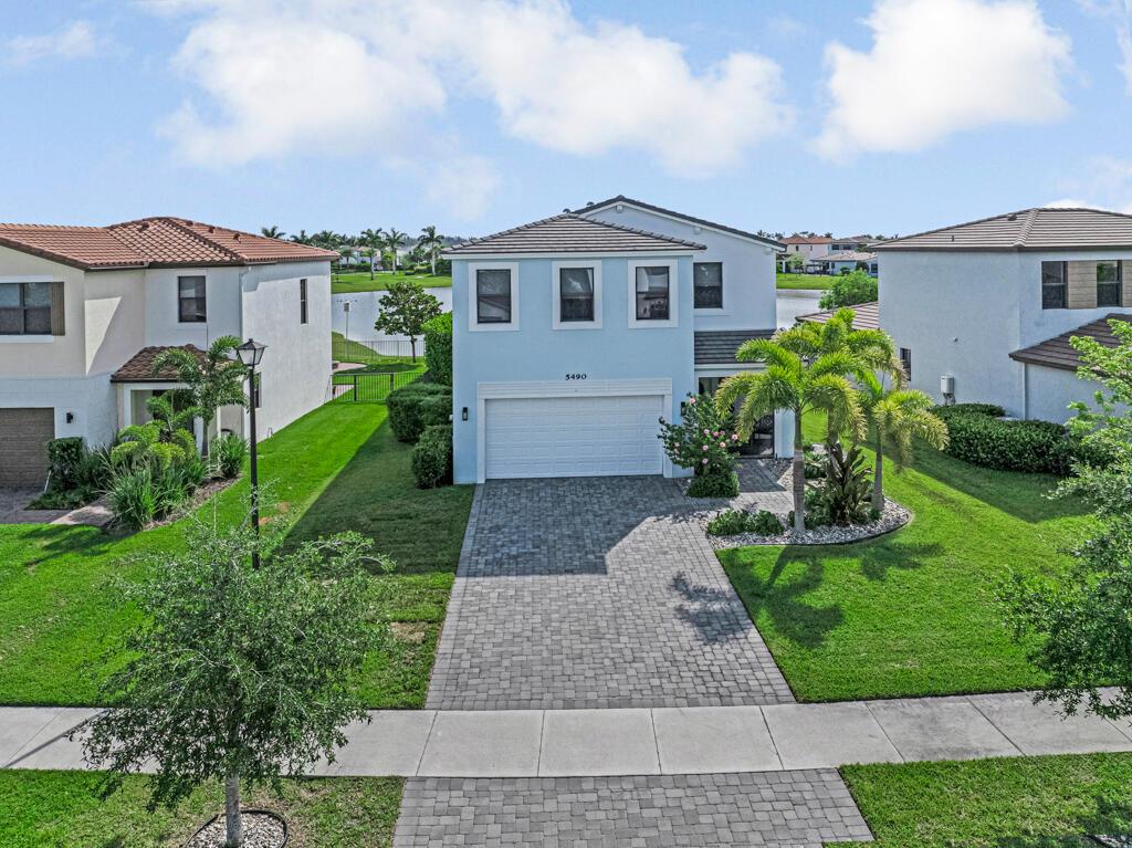 5490 Starfish Road
