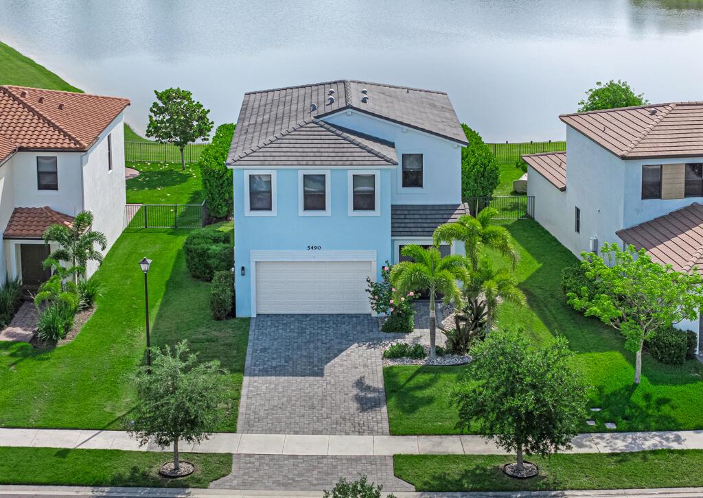 5490 Starfish Road