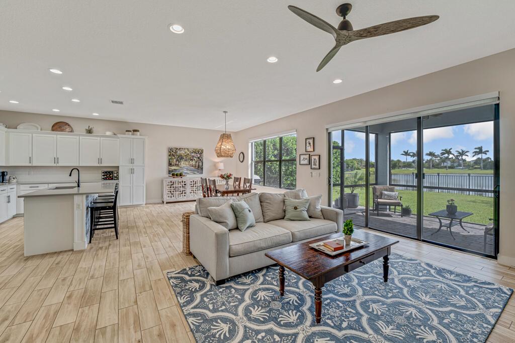 5490 Starfish Road