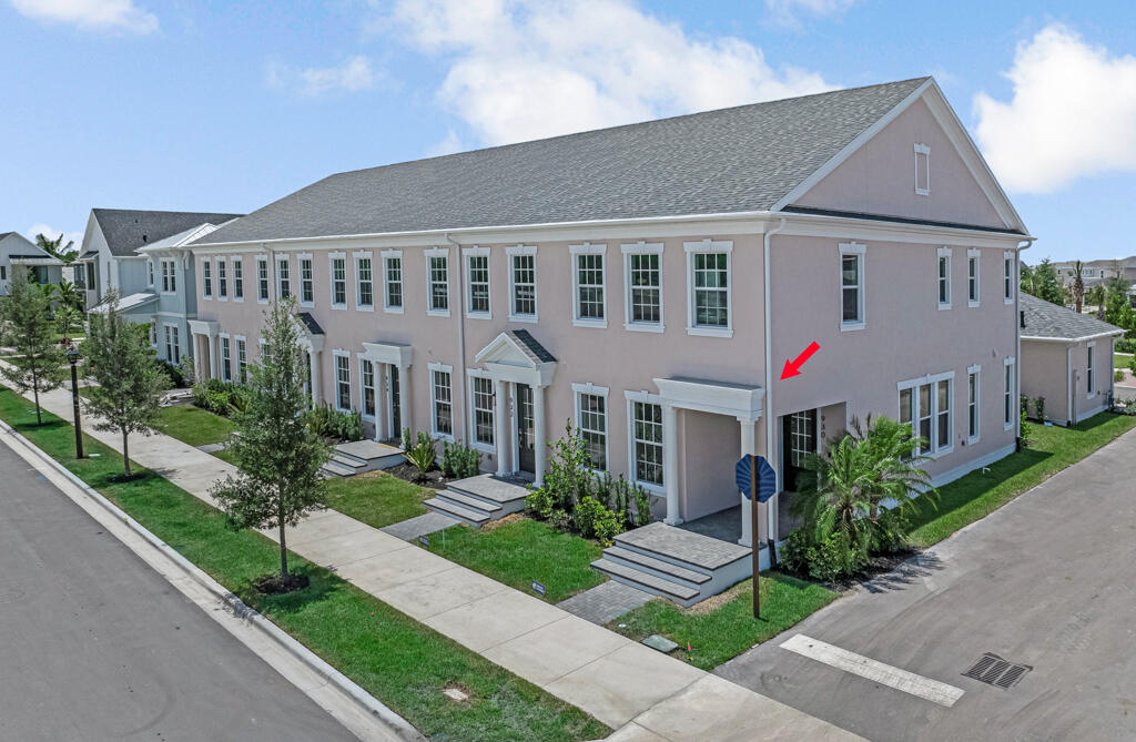 930 SW Prairie Avenue