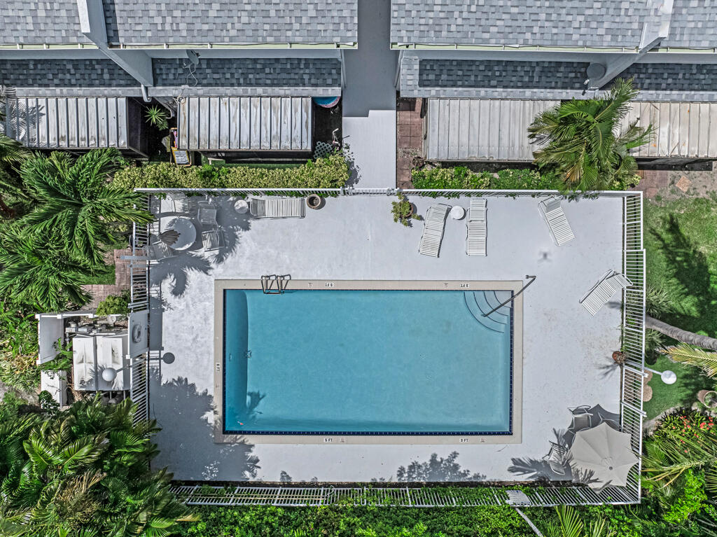 2108 NE 44th Street