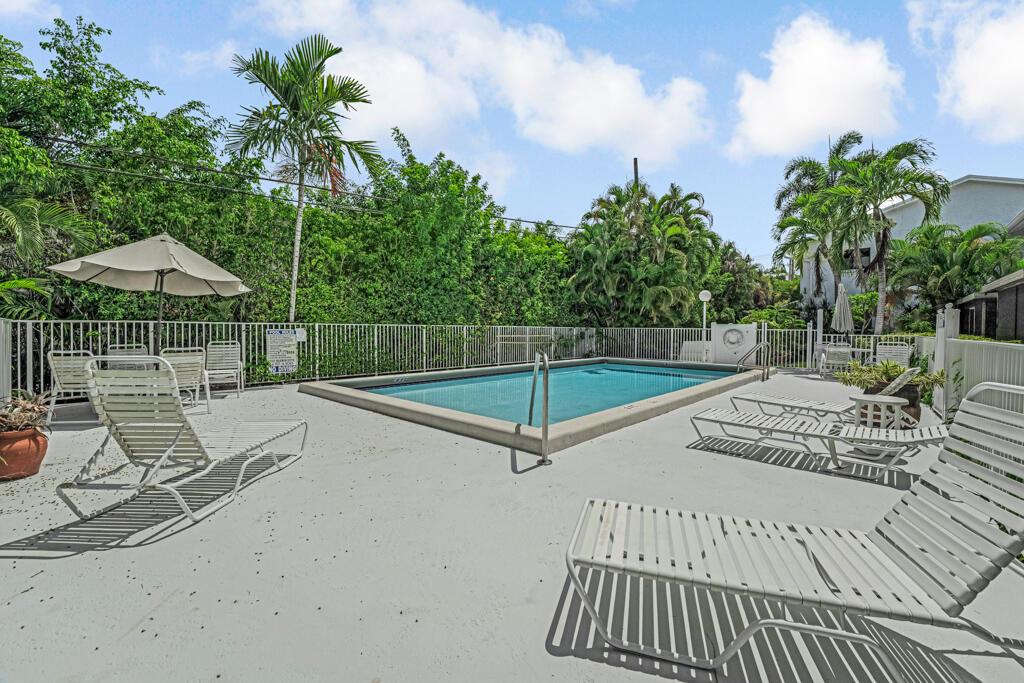 2108 NE 44th Street