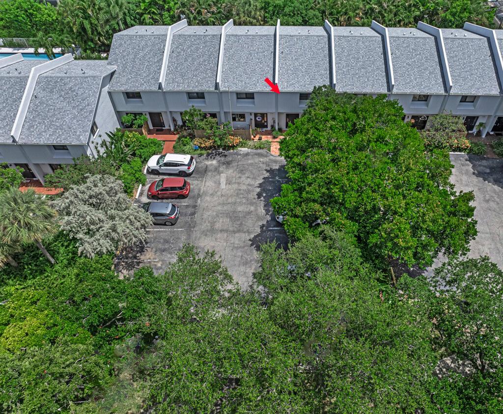 2108 NE 44th Street