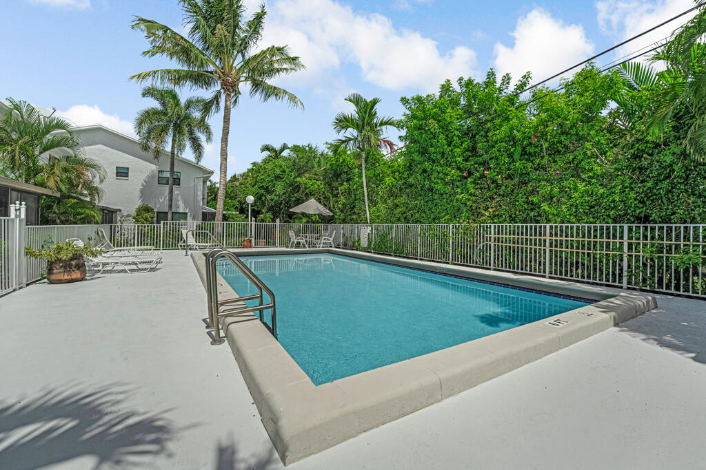 2108 NE 44th Street