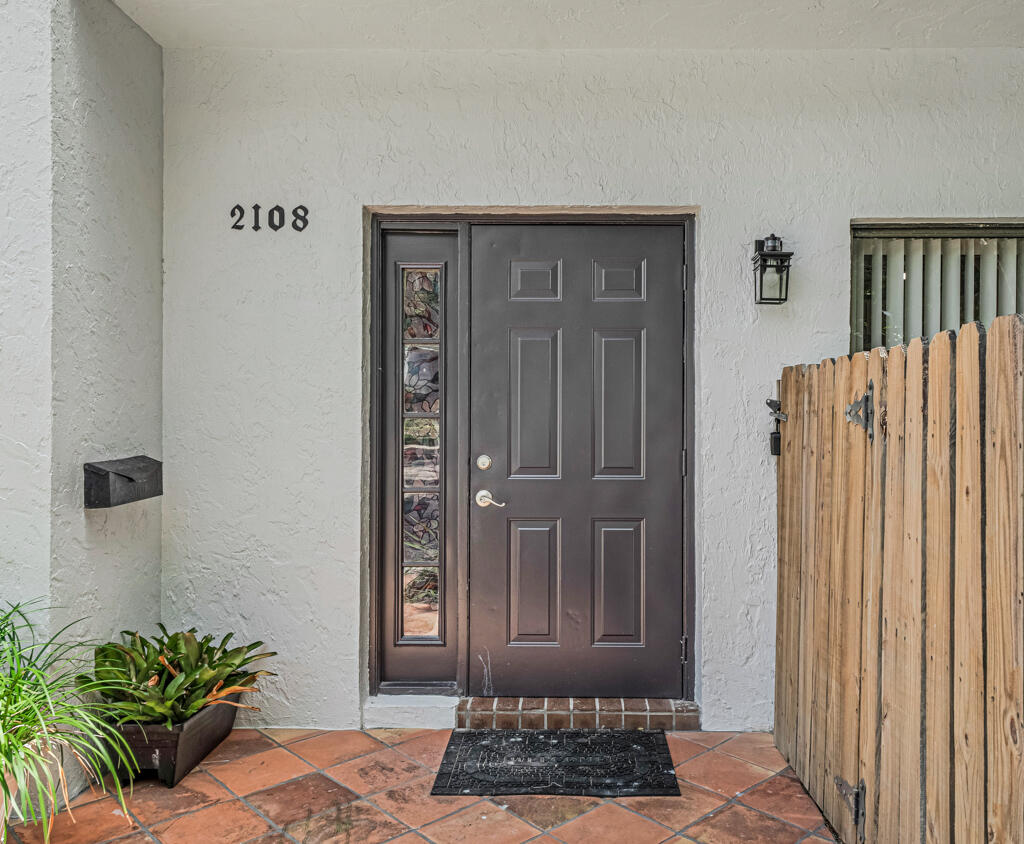 2108 NE 44th Street