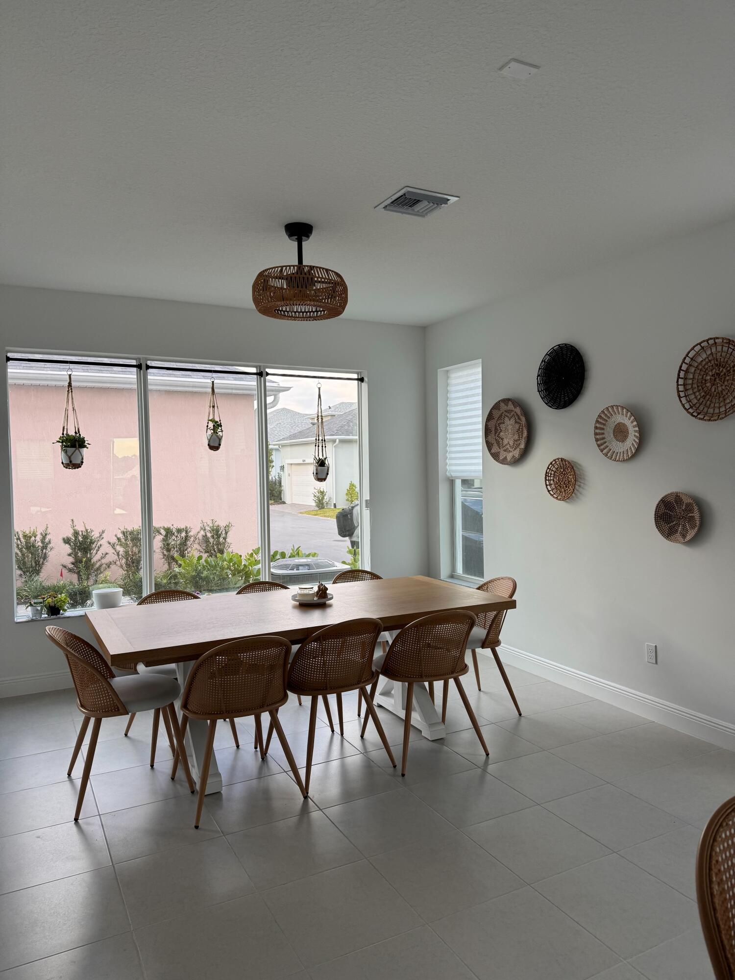 930 SW Prairie Avenue