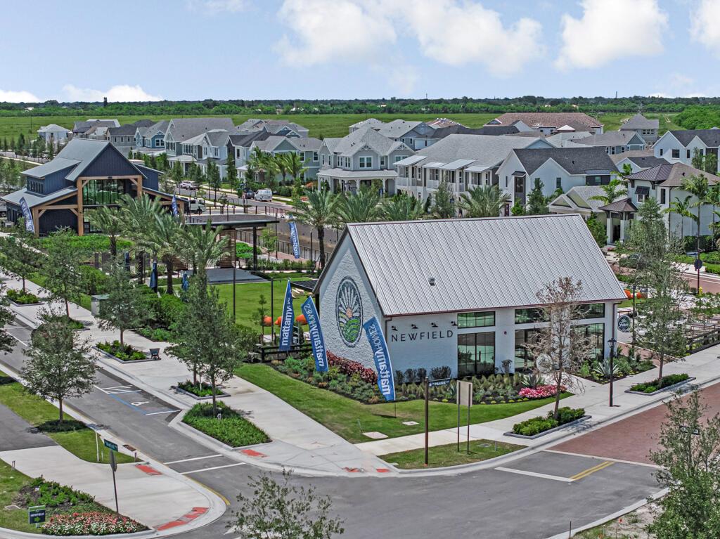 930 SW Prairie Avenue