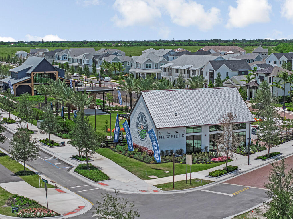 930 SW Prairie Avenue