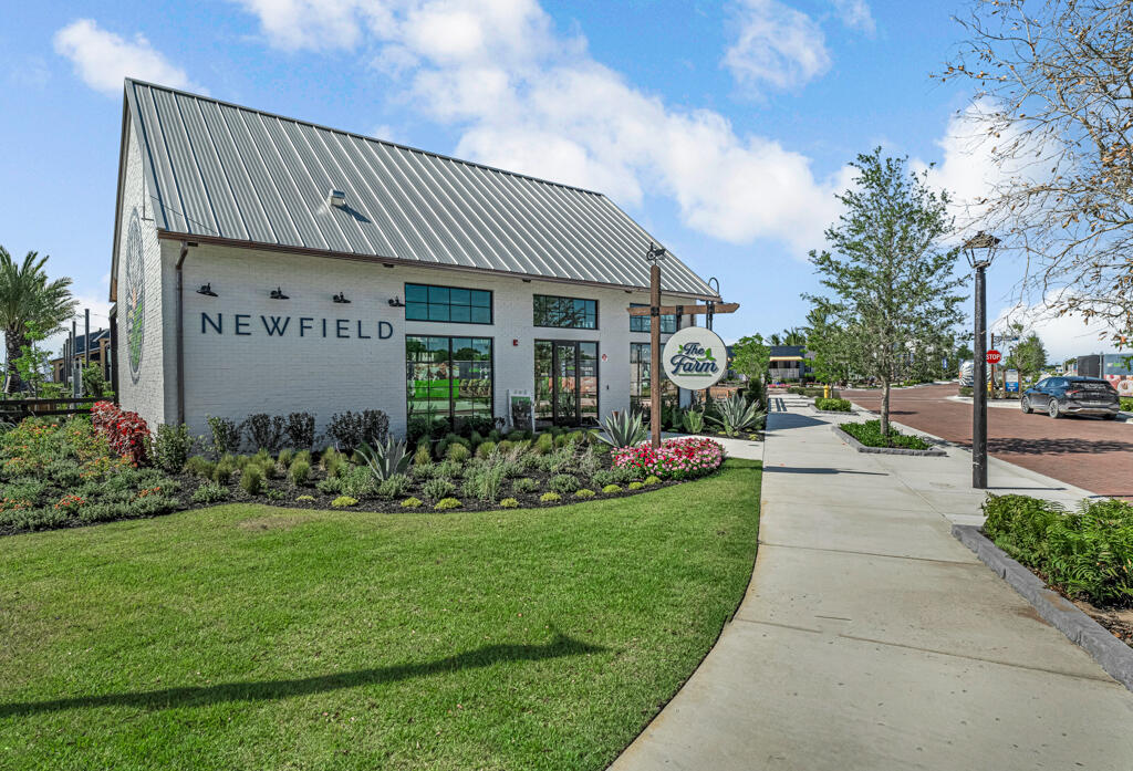 930 SW Prairie Avenue