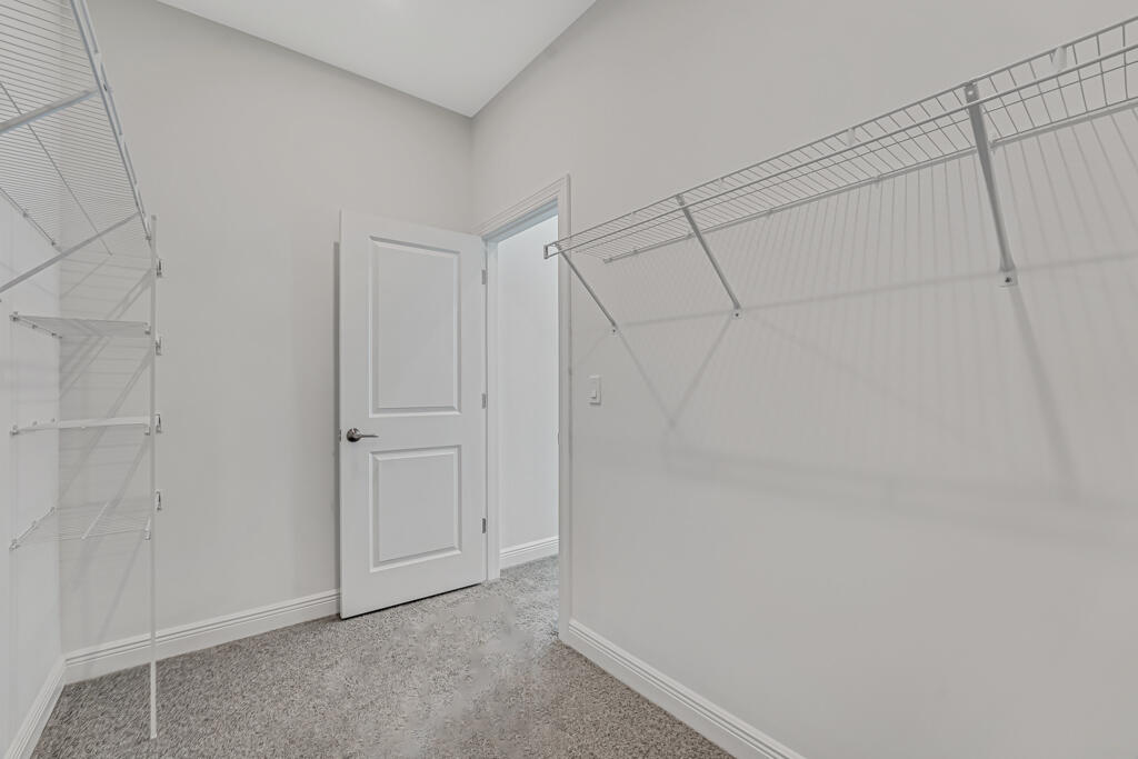 930 SW Prairie Avenue