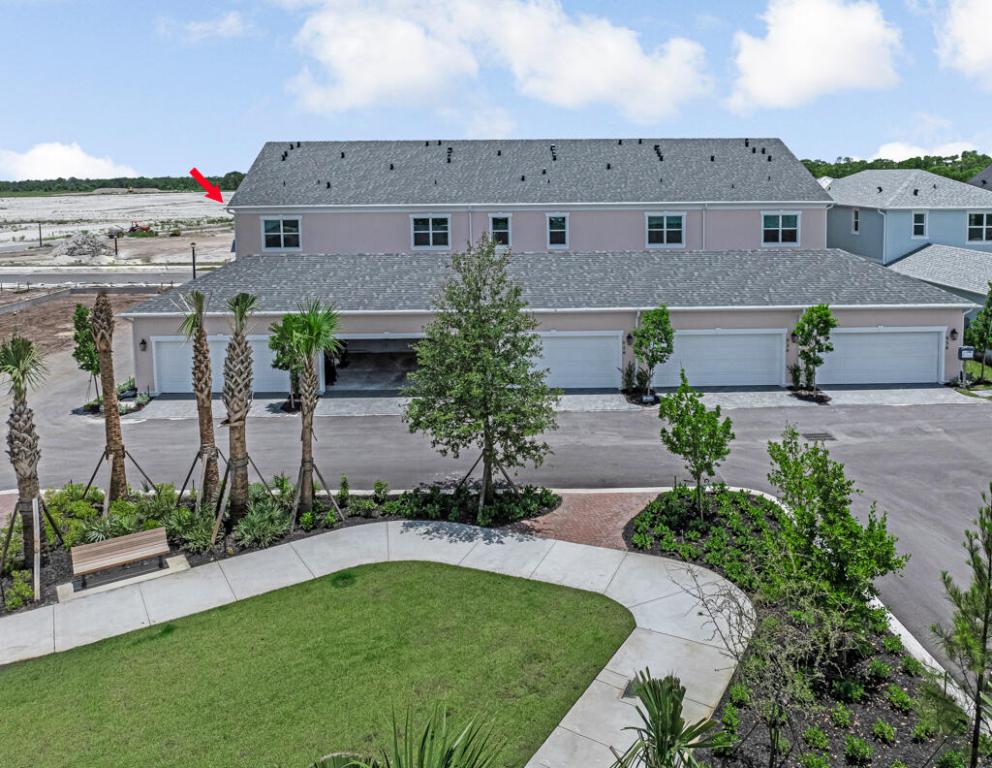 930 SW Prairie Avenue