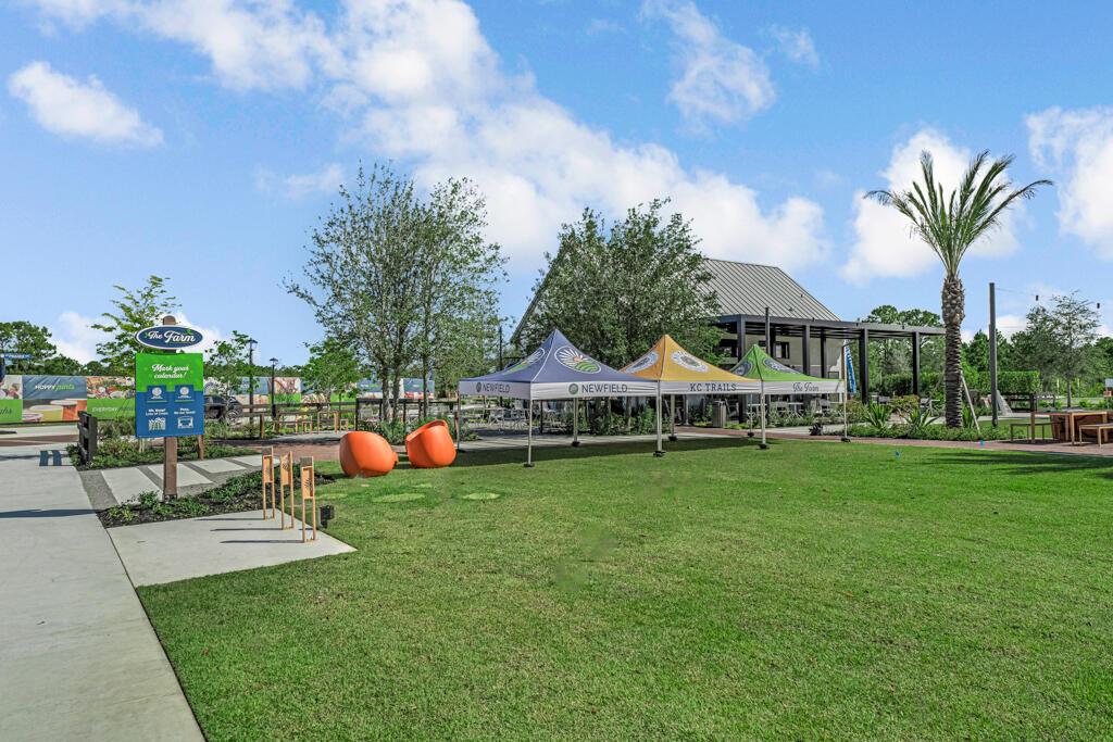 930 SW Prairie Avenue