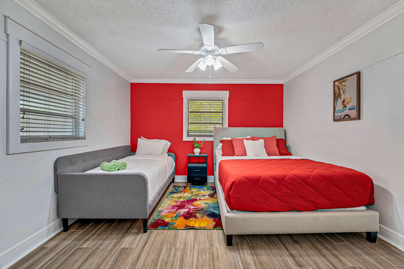 532 N Palmway