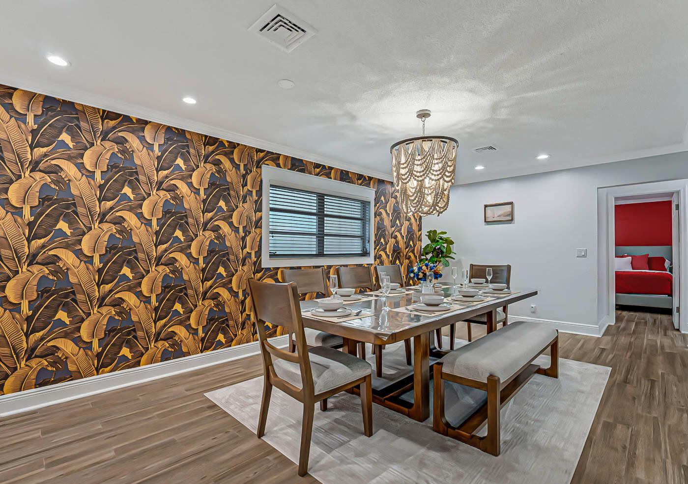 532 N Palmway