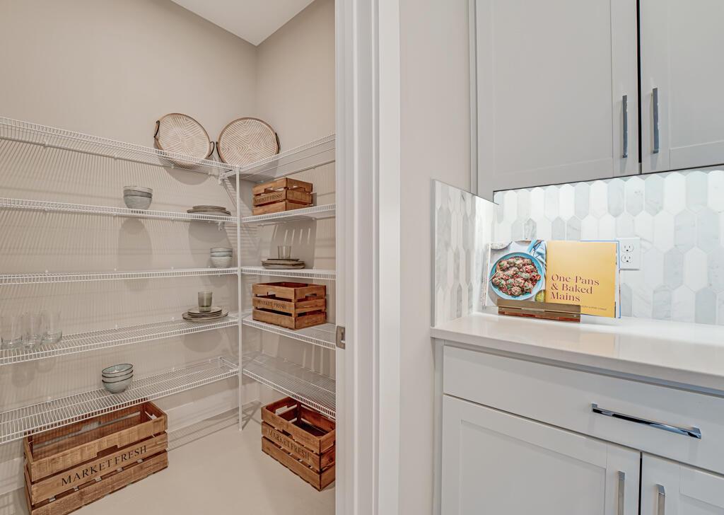 933 SW Prairie Avenue