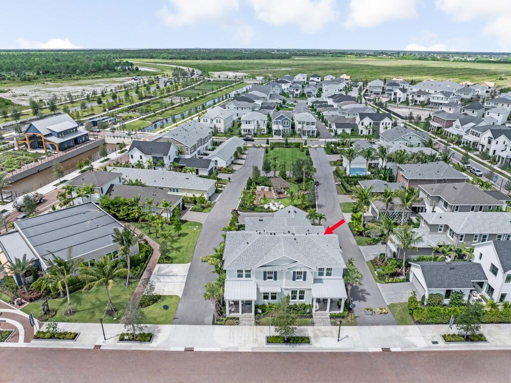 955 SW Prairie Avenue