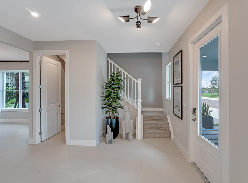 955 SW Prairie Avenue