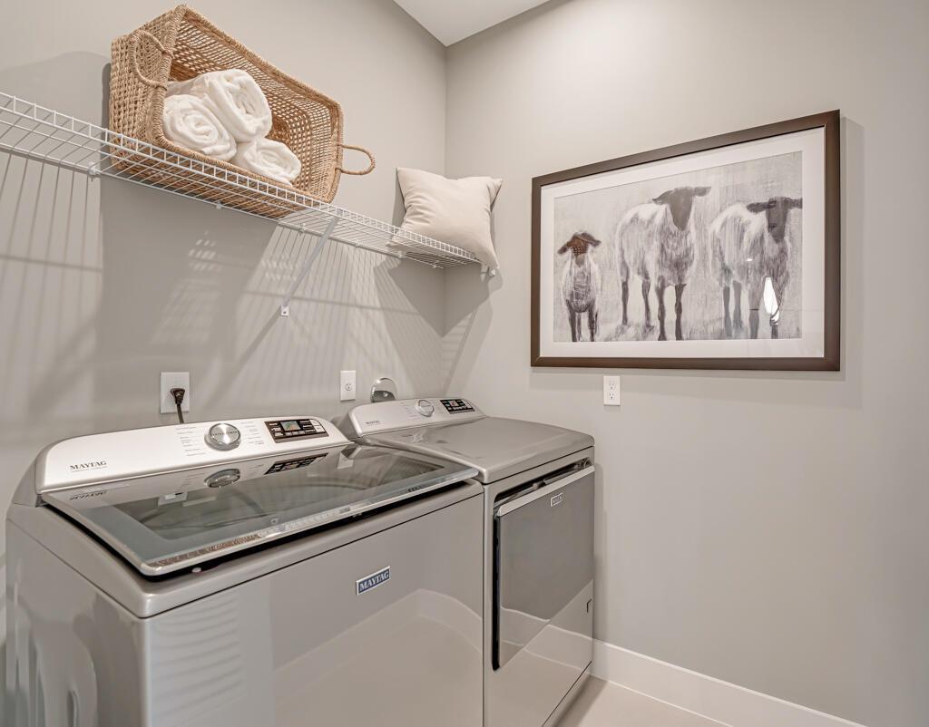 955 SW Prairie Avenue