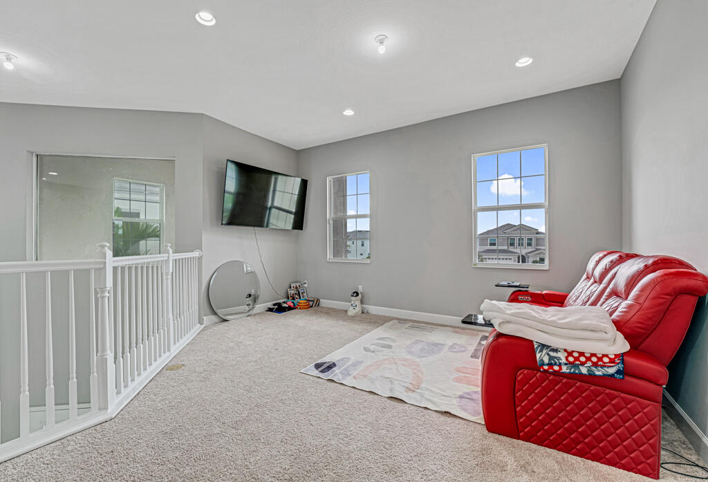 5482 Macoon Way
