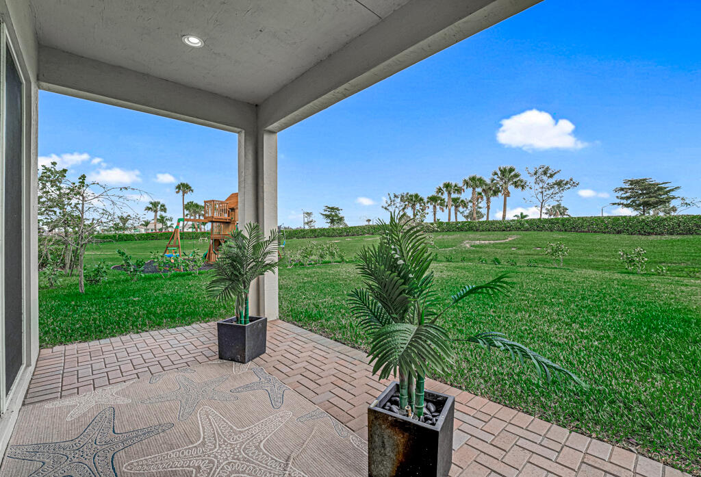 5482 Macoon Way