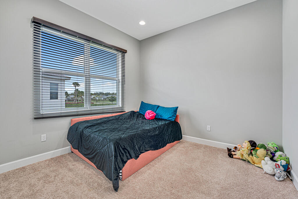 5482 Macoon Way