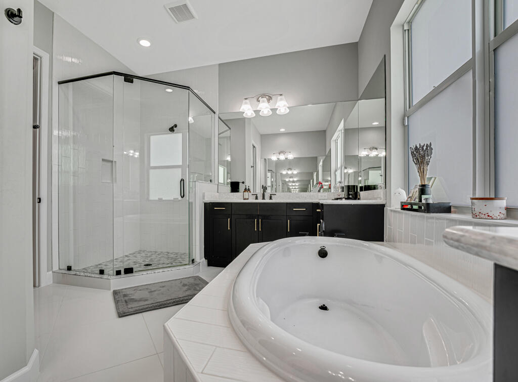 5482 Macoon Way